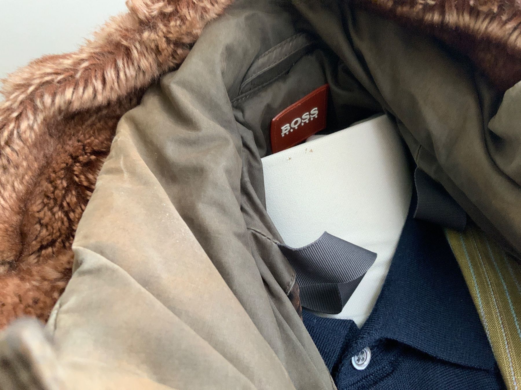 Hugo Boss Cappotti: Boss wintermantel gr 50 – Usato da Langnau am Albis venduto da Judithsebi 4
