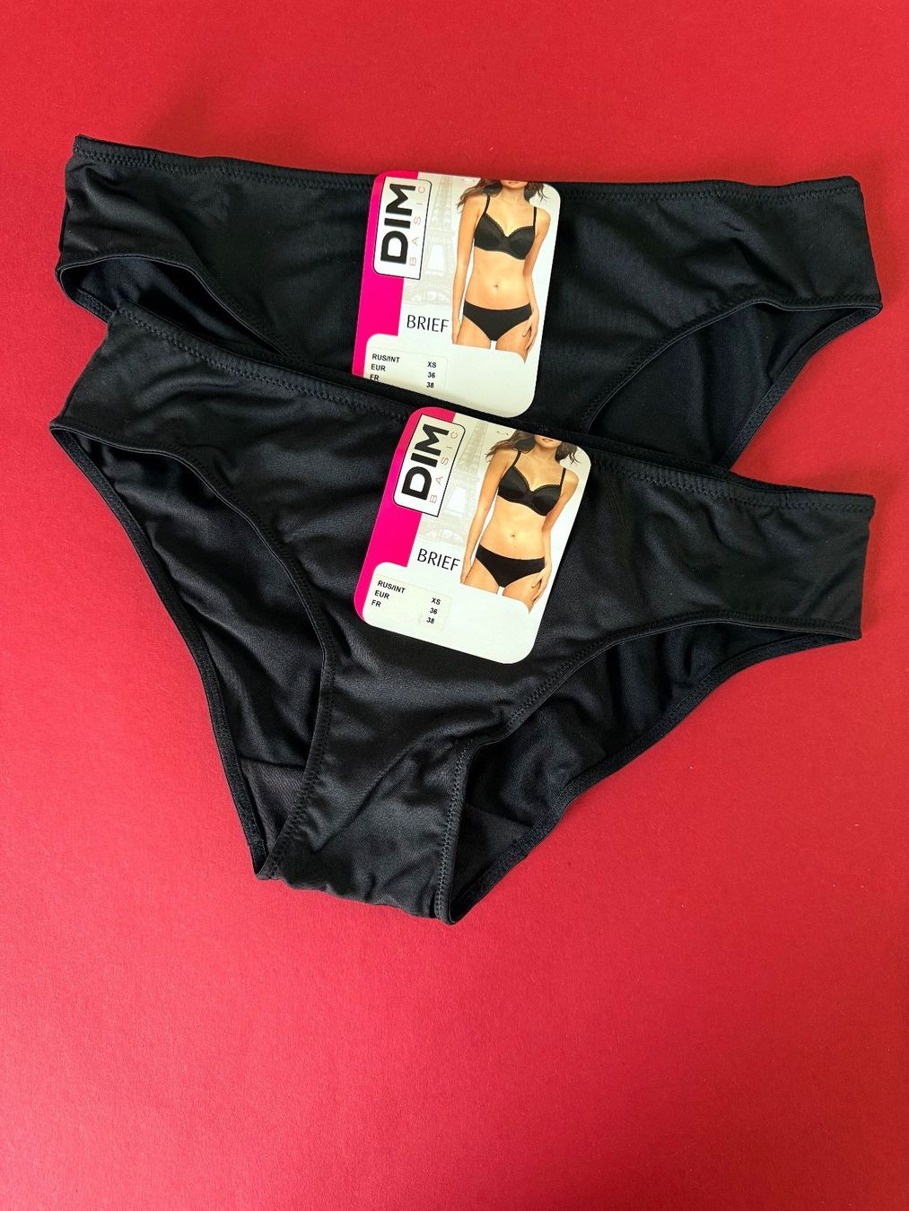 Dim Altra biancheria intima: DIM Basic, Slips, Grösse 36, 2 Stück in Schwarz – Nuovo e nell'imballaggio originale da Rudolfstetten venduto da gst_g7xl