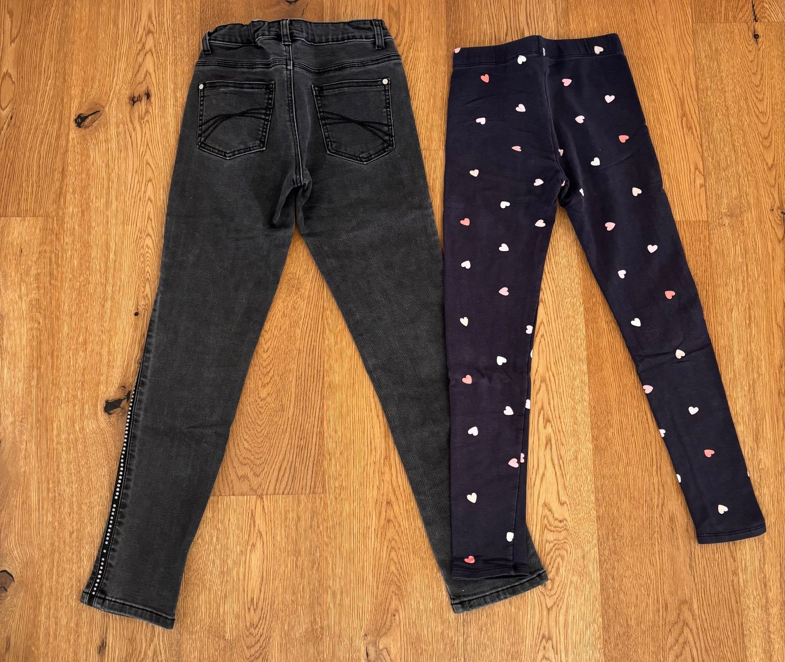 H&M Pantaloni: Jeans & leicht gefütterte Leggins – Usato da Worblaufen venduto da derinous