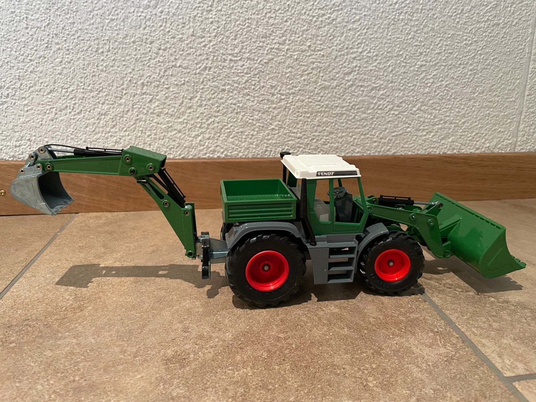 Fendt Traktoren: SIKU Fendt Xylon – Neu und originalverpackt aus Kreuzlingen von Stefan1150 2