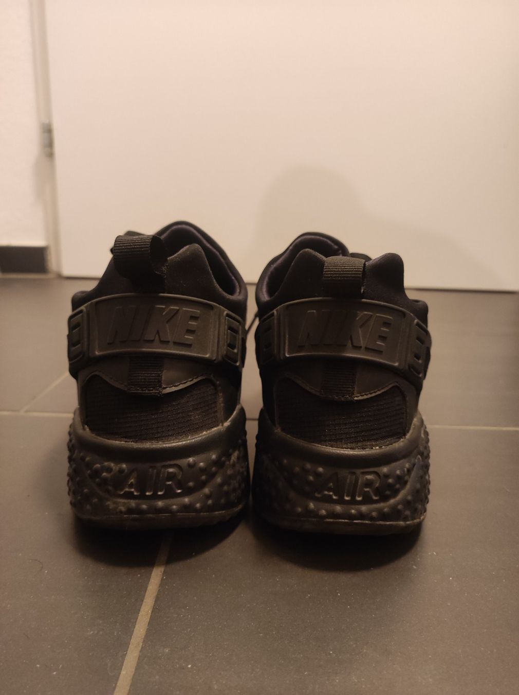 Nike Scarpe da uomo: Nike Huarache sneakers – Usato da Zürich venduto da gds90 4