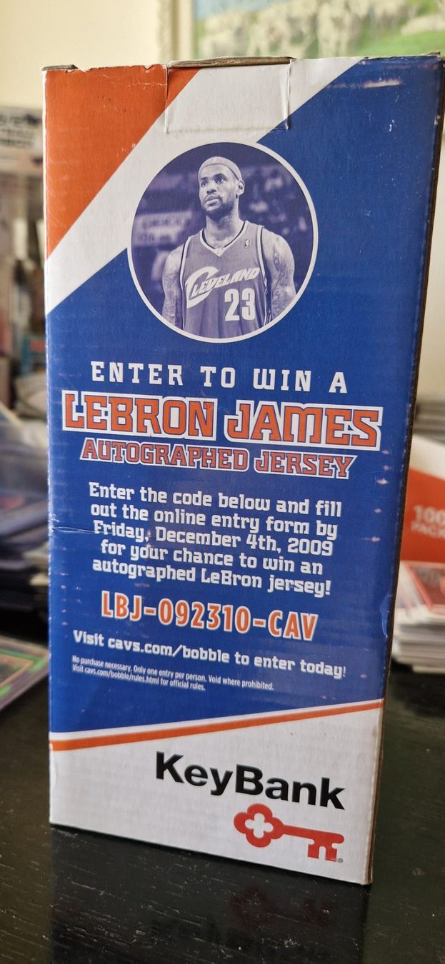 Figurines: Bobblehead collector de LeBron James – Neuf avec emballage d'origine à Lutry par SwissBBCards 2