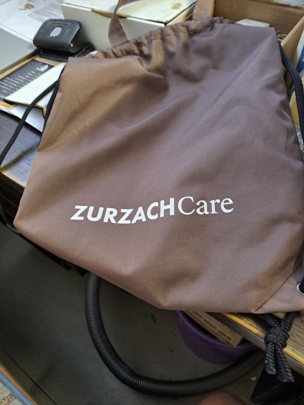 Borse: ZURZACHCare Beutel braun neu – Nuovo (secondo la descrizione) da Zürich venduto da Schoebi19 1