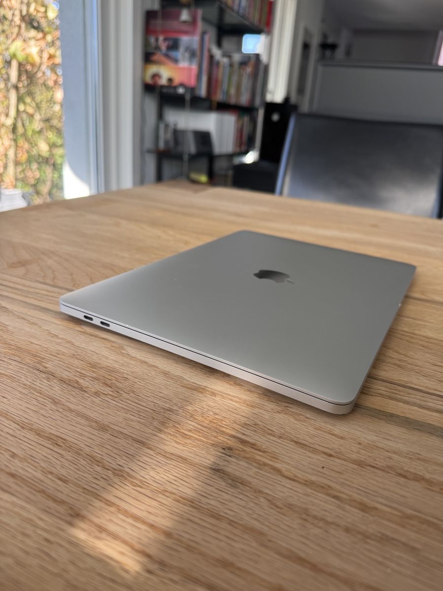 Apple Notebook: MacBook Pro 13“  – Usato da Murten venduto da sim_m5t8 1