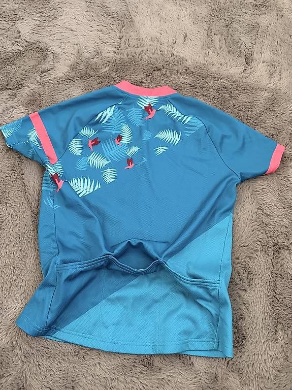 Scarpe, pantaloni & magliette da ginnastica: Veloshirt Ziener Gr. 140 – Usato da Bülach venduto da Potinam 1