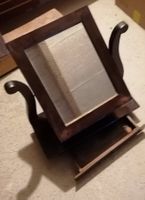 Miroir ancien à bascule avec tiroir