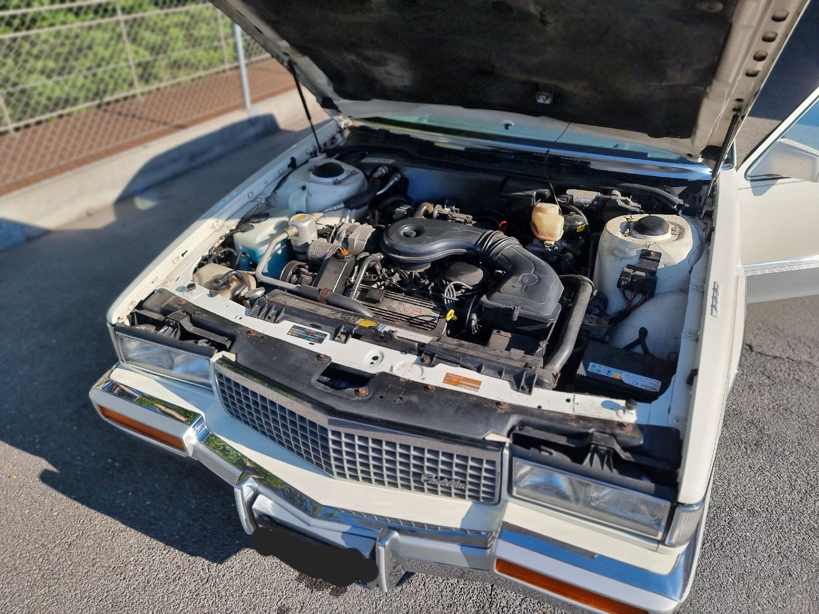 Cadillac Autos: Cadillac Coupe DeVille Fleetwood – D'occasion à Buchs SG par tay_s5jj 6