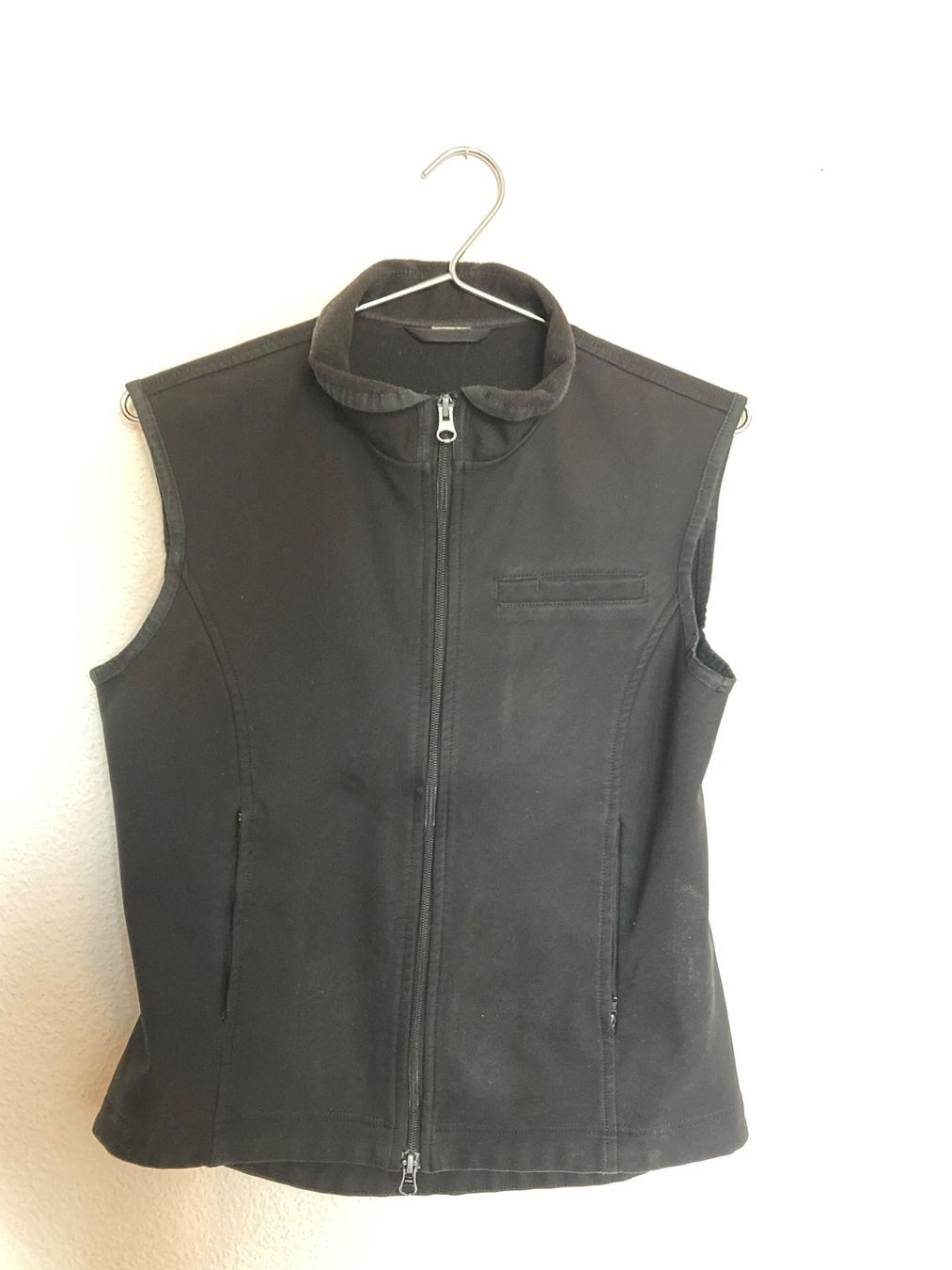 Gilet & Giacche senza maniche: Damengilet schwarz – Usato da Zürich venduto da julia_le