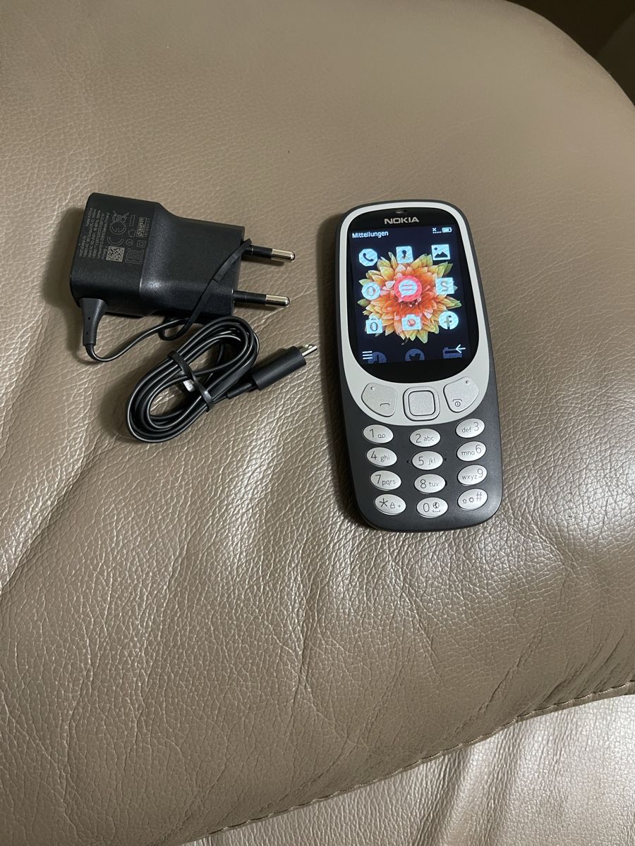 Nokia Telefoni cellulari / Smartphones: Nokia 3310 inkl L.gerät – Usato da Regensdorf venduto da mex5145 2