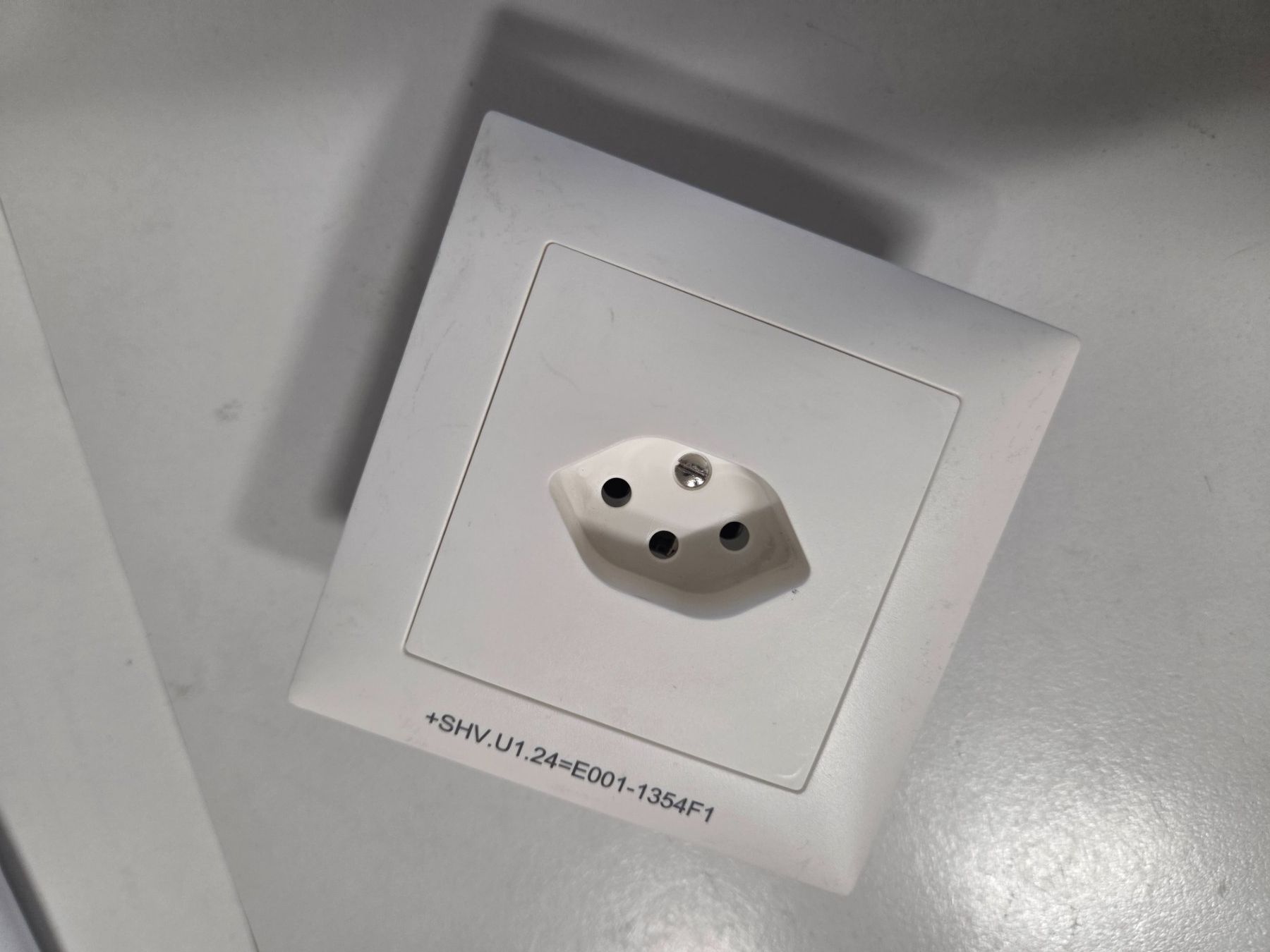 ABB Fiches d'alim.: ABB Steckdose T13 Typ13 UP – D'occasion à Zürich par eymen20