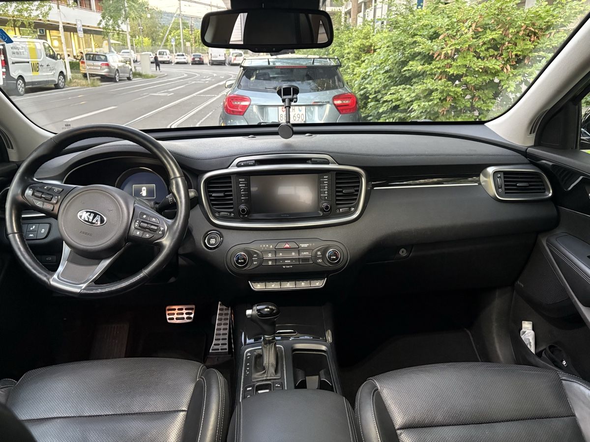 Kia Automobili: Kia Sorento 4WD 2017, 7 Plätzer – Usato da Rudolfstetten venduto da lohifushi74 1