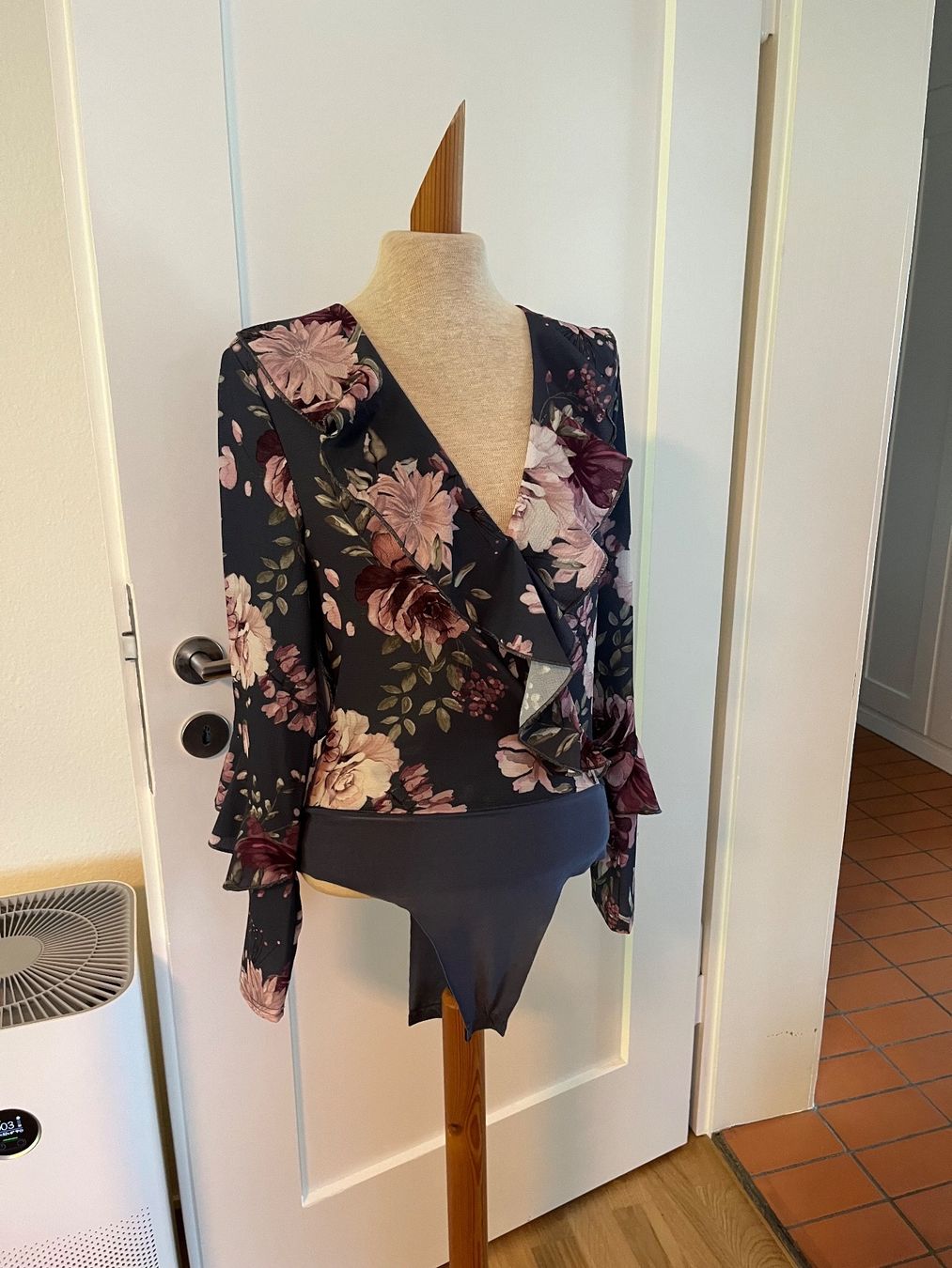 Top: Blumenprint Body – Usato da Zürich venduto da Mrstm4
