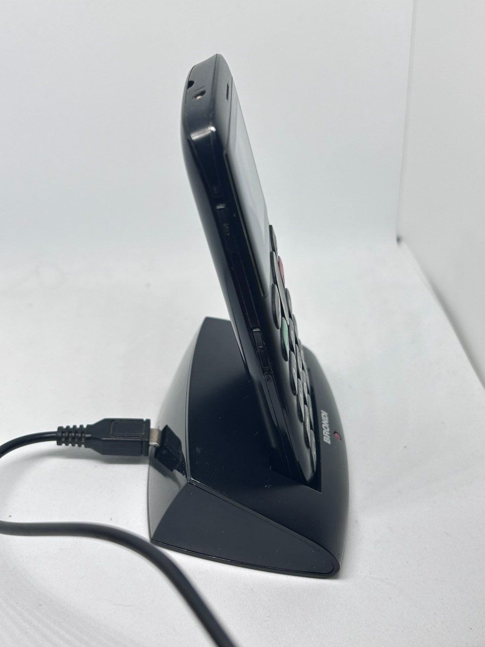Telefoni cellulari / Smartphones: Telefono Brondi Amico Gentile – Usato da Giubiasco venduto da LorisVale 4