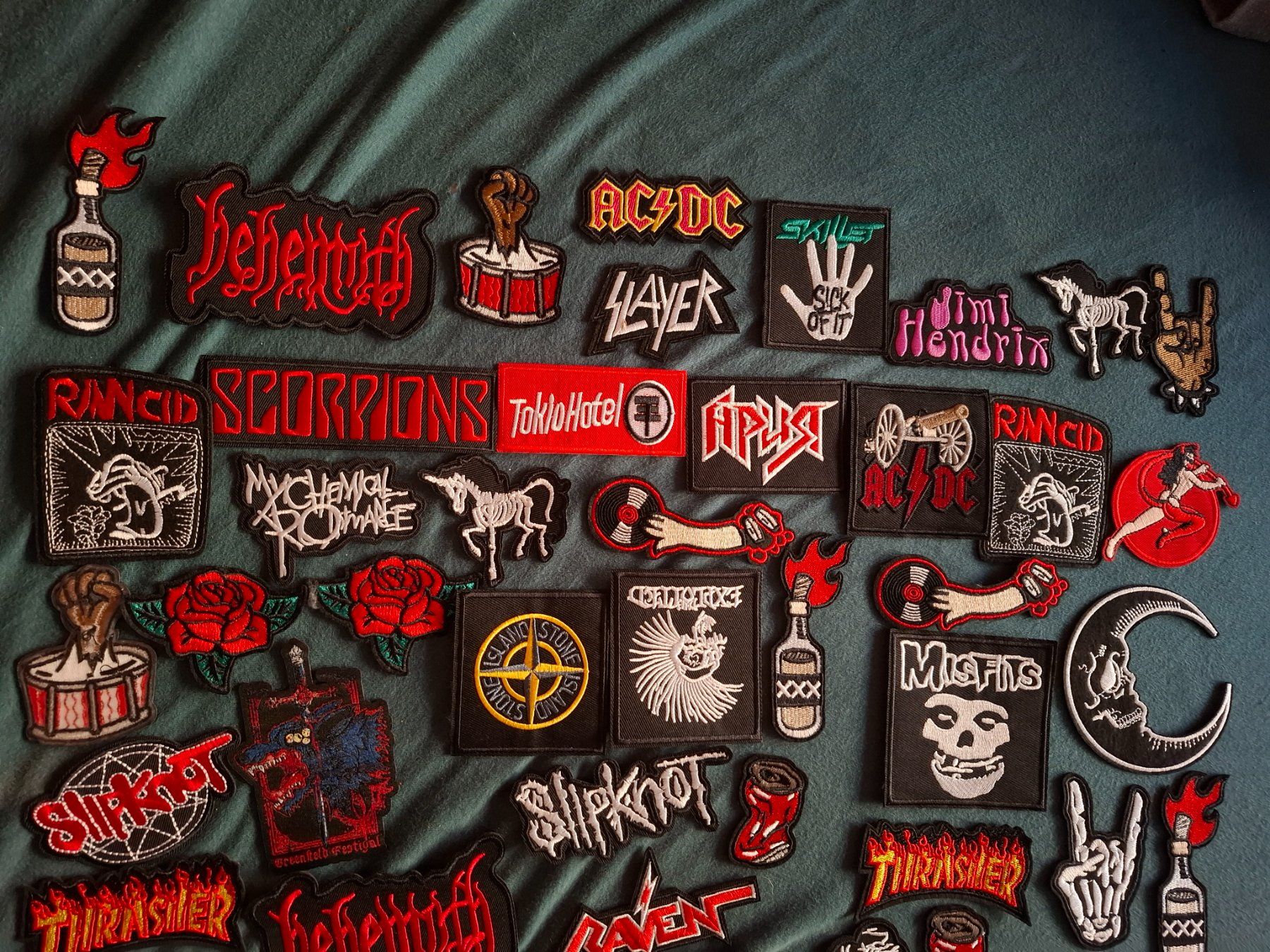 Plaketten & Abzeichen: 92 Patches – Neu (gemäss Beschreibung) aus Basel von Stastny 3