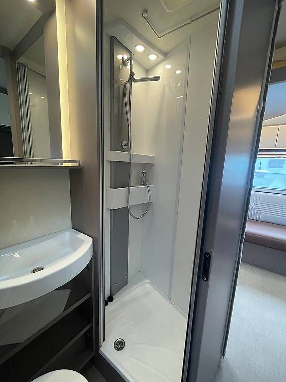 Veicoli da campeggio: Bürstner Lyseo TD 744 Harmony – Usato da Langenthal venduto da Reisemobil01 5