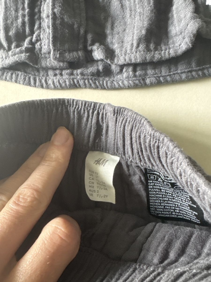 H&M Lotti & Set di vestiti: Sommerhemd und Hose Grösse 92 von H&M – Usato da Wettingen venduto da Stephanie_93 2