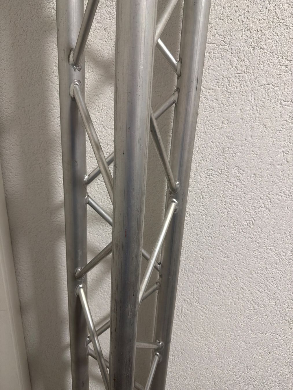 Truss: Alu Traverse ca 2.65 m Dreieckig – Gebraucht aus Gebenstorf von nic_c2zr 2