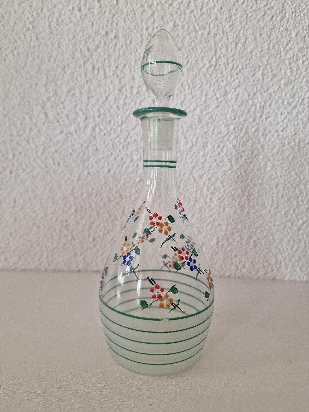 Karaffen: Karaffe handbemalt, antik – Gebraucht aus St. Margrethen SG von Goldig
