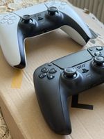 2x Sony PS5 DualSense Controller Schwarz & Weiss 