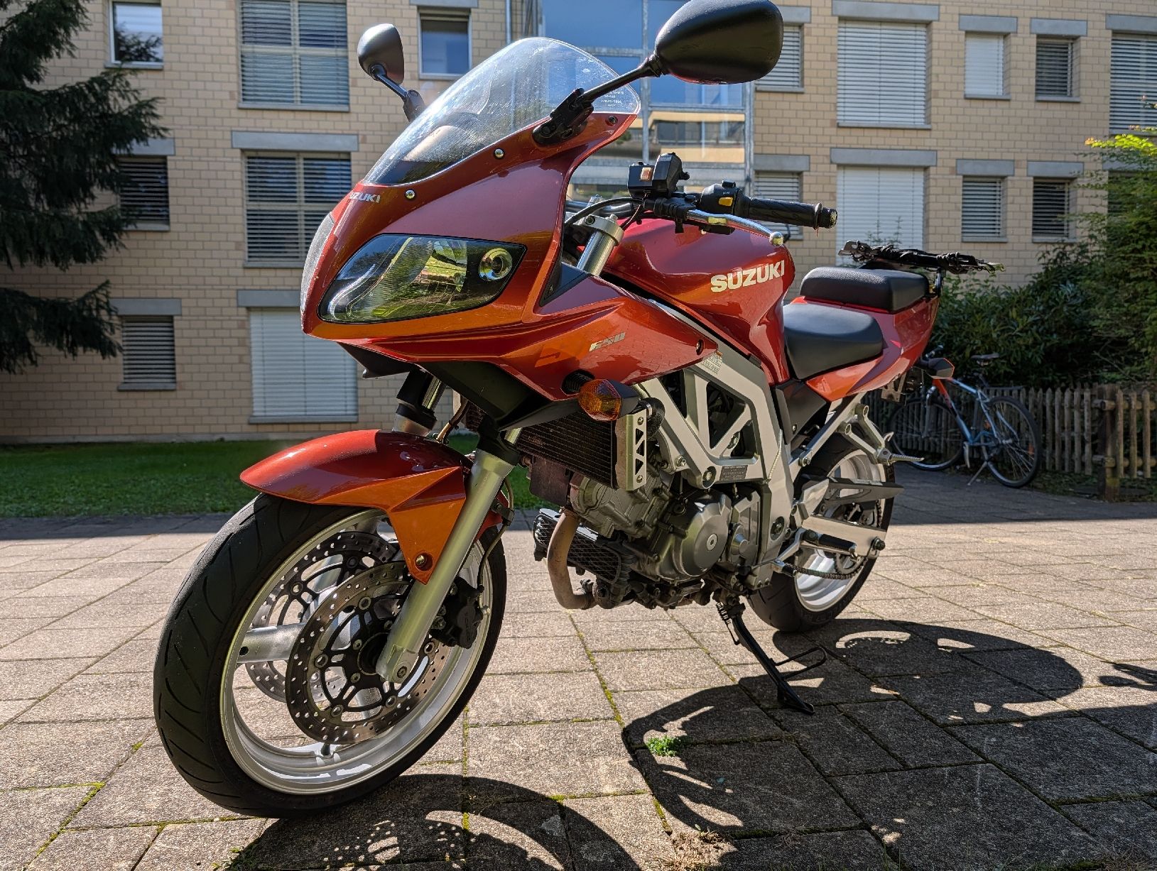 Suzuki Strasse: Suzuki SV 650 S K3 (2003) – Gebraucht aus Schaffhausen von braunbotnet 6