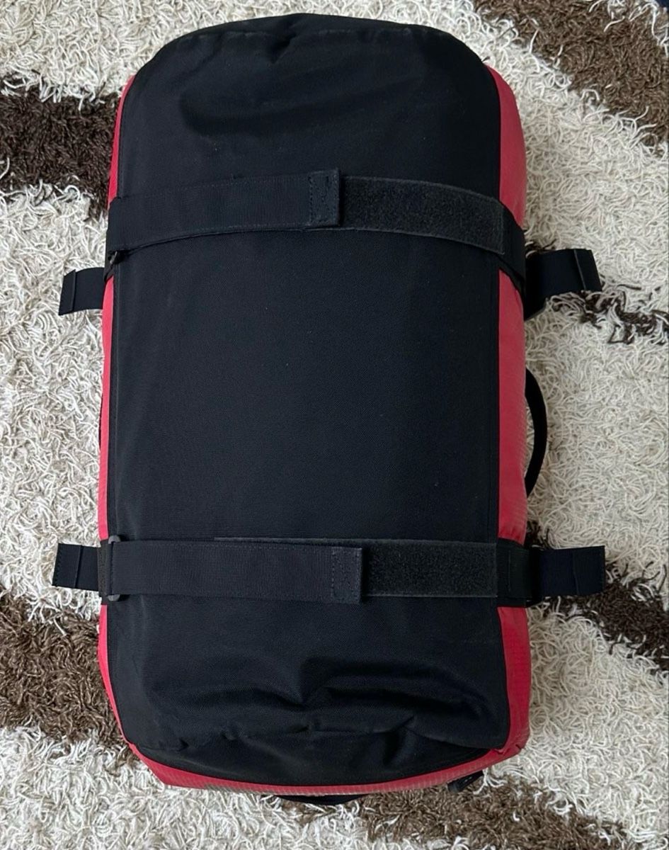 North Face Borse: North Face duffel G S – Usato da Maienfeld venduto da tobeyl2020 2