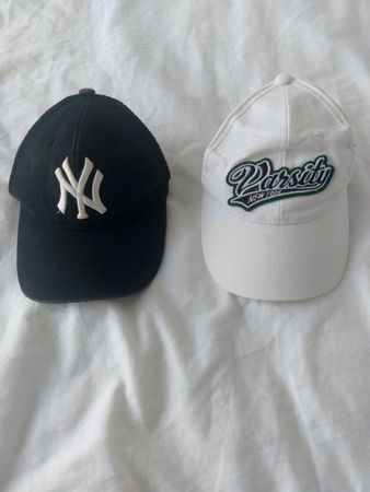 Lot de 2 casquettes