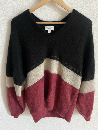 Stylish Winter Knit Sweater - Black, Beige & Pink Stripes