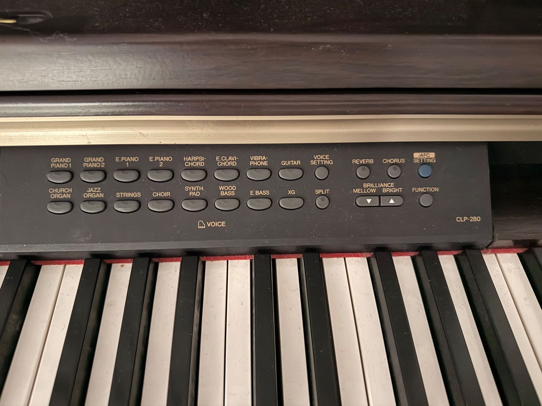 Yamaha Strumenti musicali: Yamaha Clavinova CLP-280 – Usato da Zürich venduto da oorangen 3