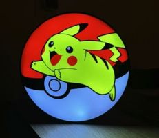 Lampe lightbox décoration Pokeball Pikachu