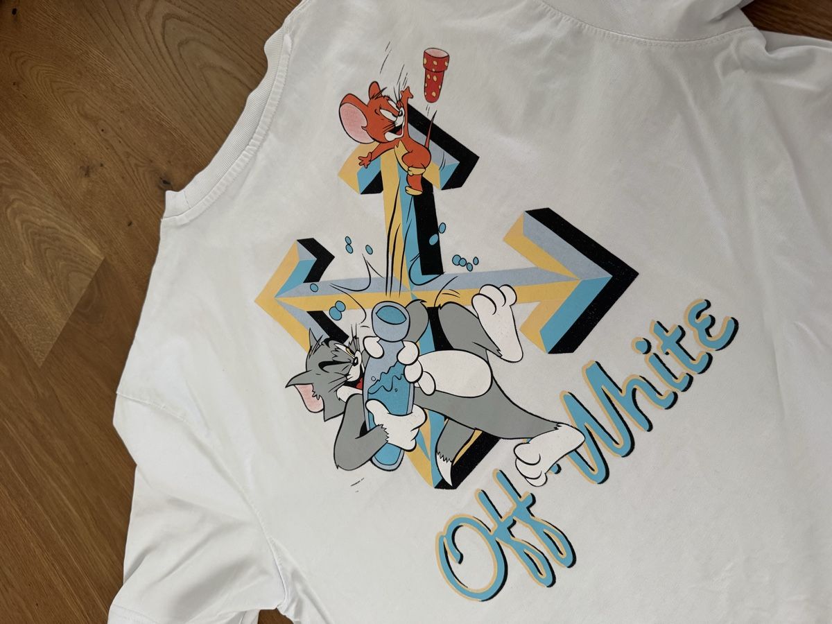 Off-White T-shirt: Off-White T-Shirt – Usato da Oberbüren venduto da dijbdn 3