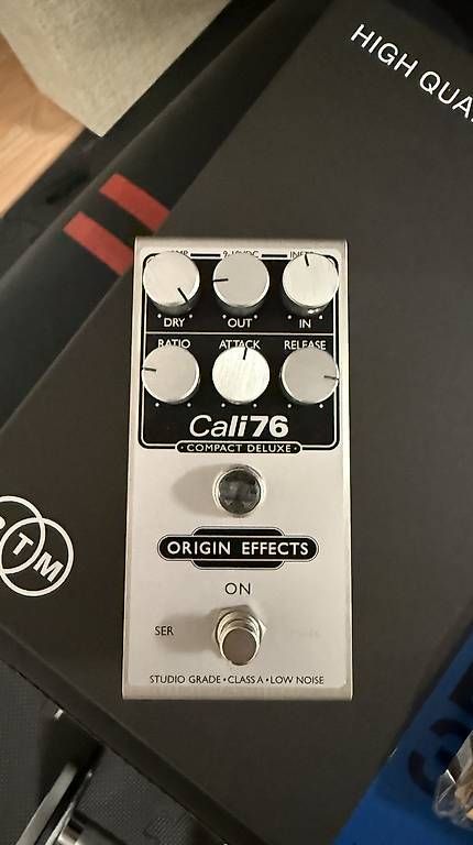 Strumenti musicali: Origin Effects Cali76 Compact Deluxe – Usato da Lugano venduto da carlosrgomes