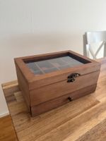 Uhren- und Schmuckschatulle aus Holz