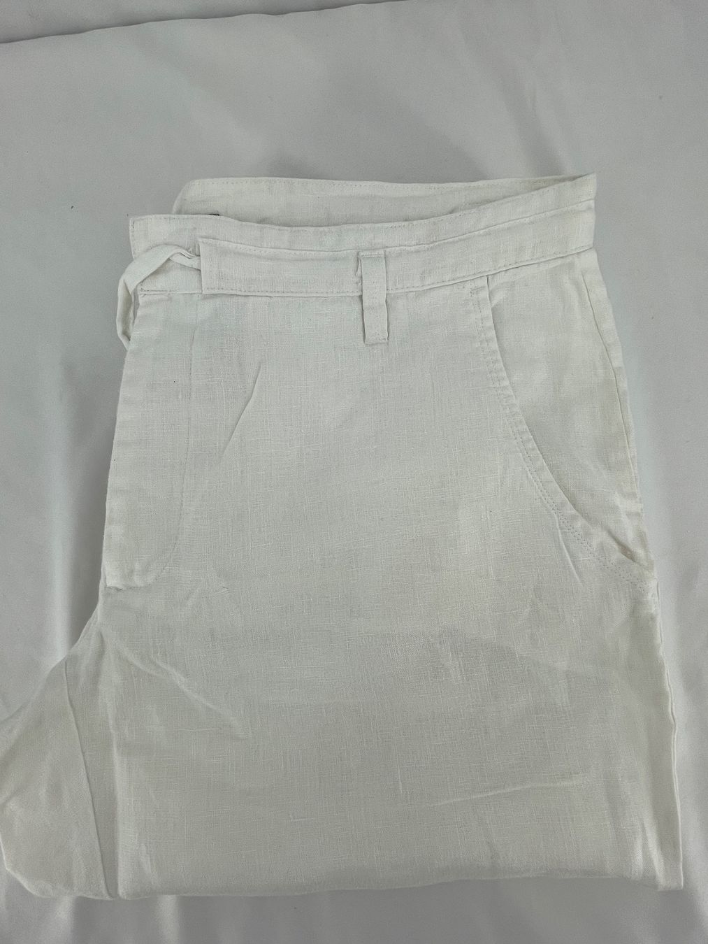 H&M Pantaloni: H&M pantalon blanc taille 54 – Usato da Lausanne venduto da PlusValue_Lausanne 3