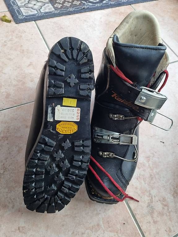 Chaussures femmes: A vendre – D'occasion à Bouveret par Clau45 2