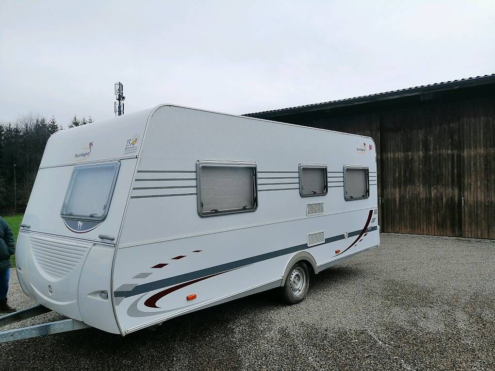 Véhicules de camping: Wohnwagen Sunlight Typ C47 D – D'occasion à Rikon par Samojede55555 3