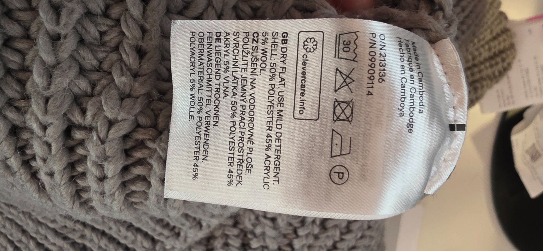 Pullover & Sweatshirts: Pullover, Grau, Grösse S – Gebraucht aus Niederbipp von Tamara15101995 2