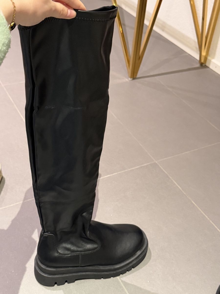 Damenschuhe: Schwarze Overknee Stiefel, Grösse 37 NEU – Neu (gemäss Beschreibung) aus Näfels von mar_2ptp 2
