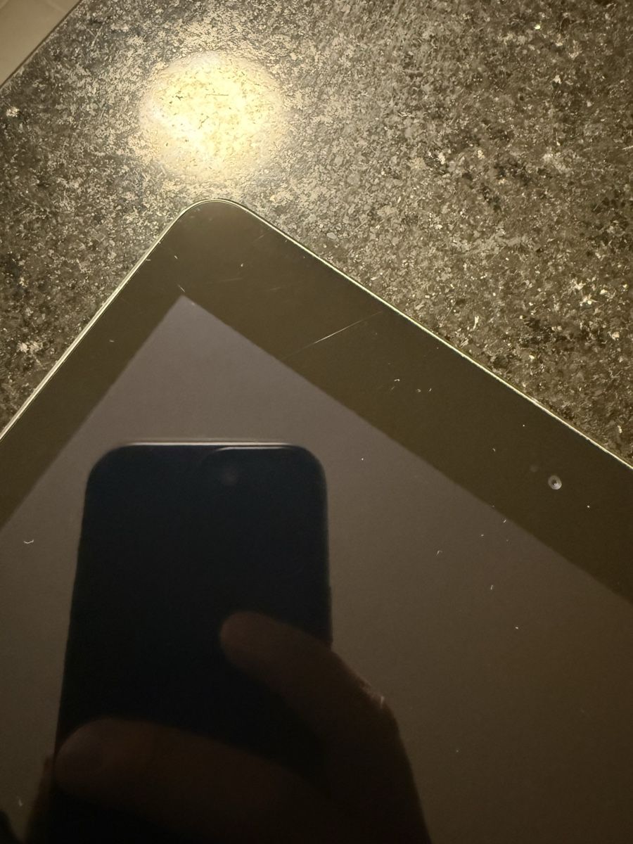 Apple Tablet PC: Ipad Air (A1474) – Gebraucht aus Zug von KoSaZ 1