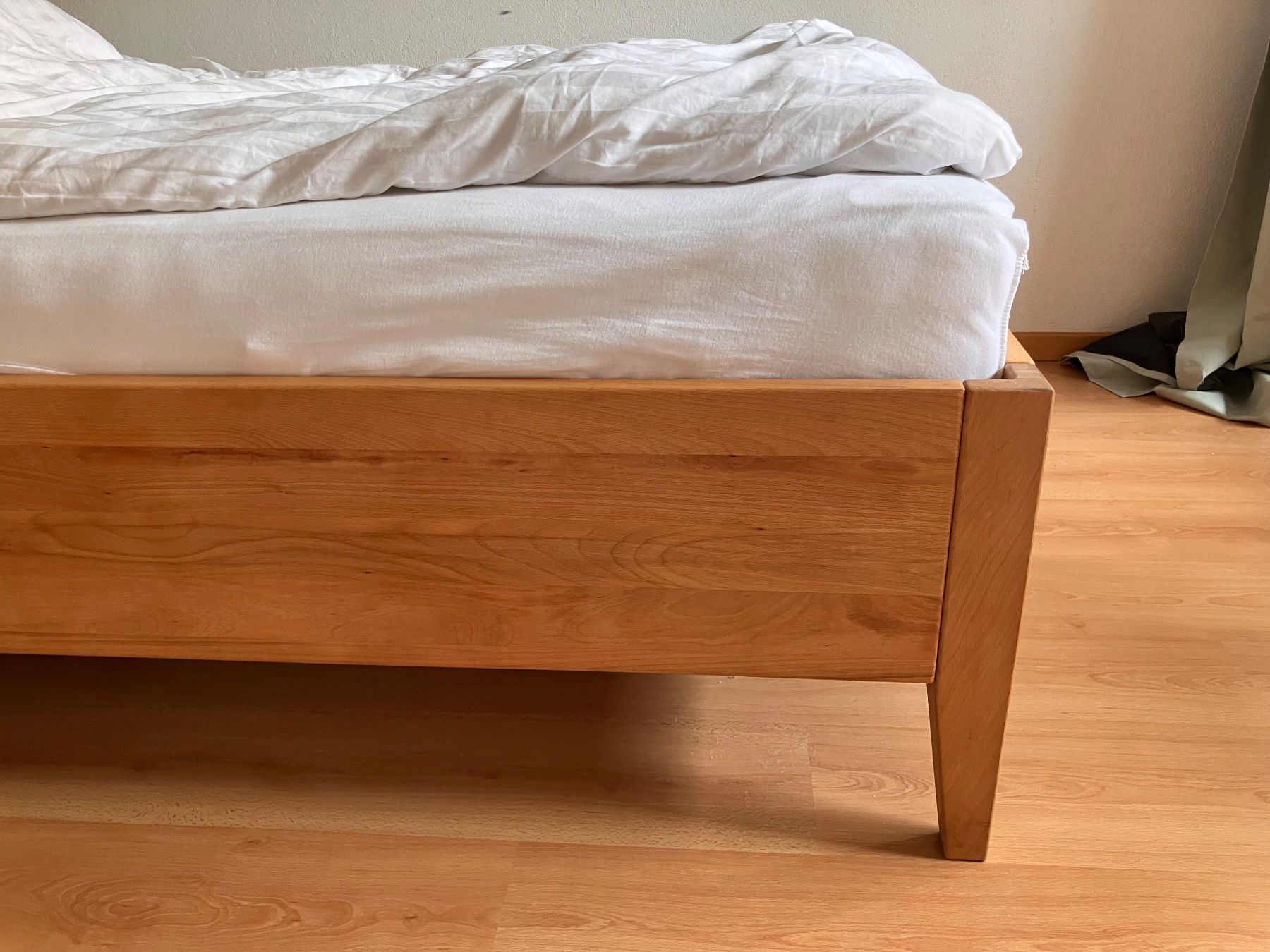 Betten: Bett aus Holz – Gebraucht aus Grabs von lea_tg6s 2