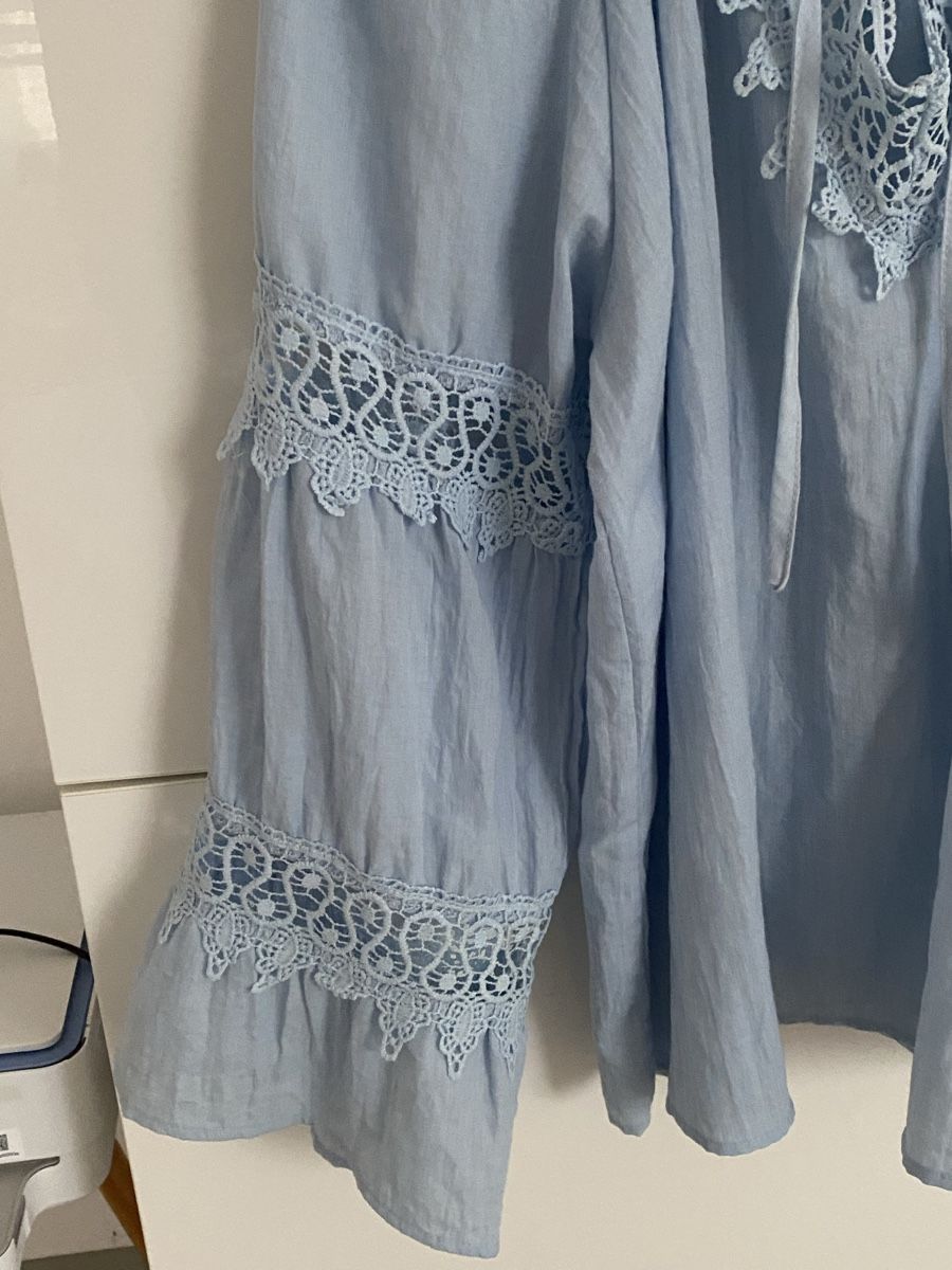 Chemisiers: Bluse hellblau Gr 42 – D'occasion à Brugg AG par Honeybee6 3