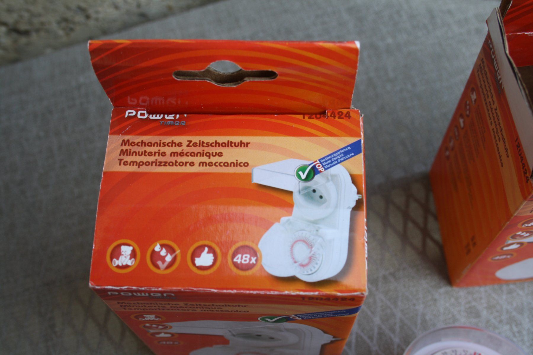 Spine: ZEITSCHALTUHR 2 STÜCK MECHANISCH 2400W – Usato da Wauwil venduto da Pneuedy 3
