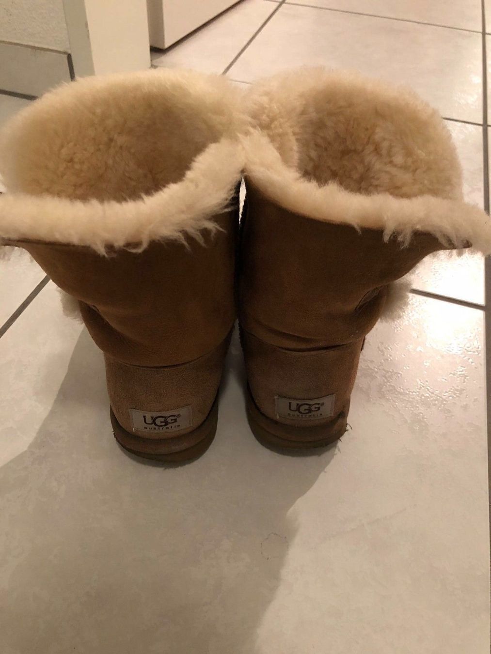 Scarpe da donna: UGG Schuhe Stiefel Damen Grösse 37 – Usato da Kloten venduto da skit87 1