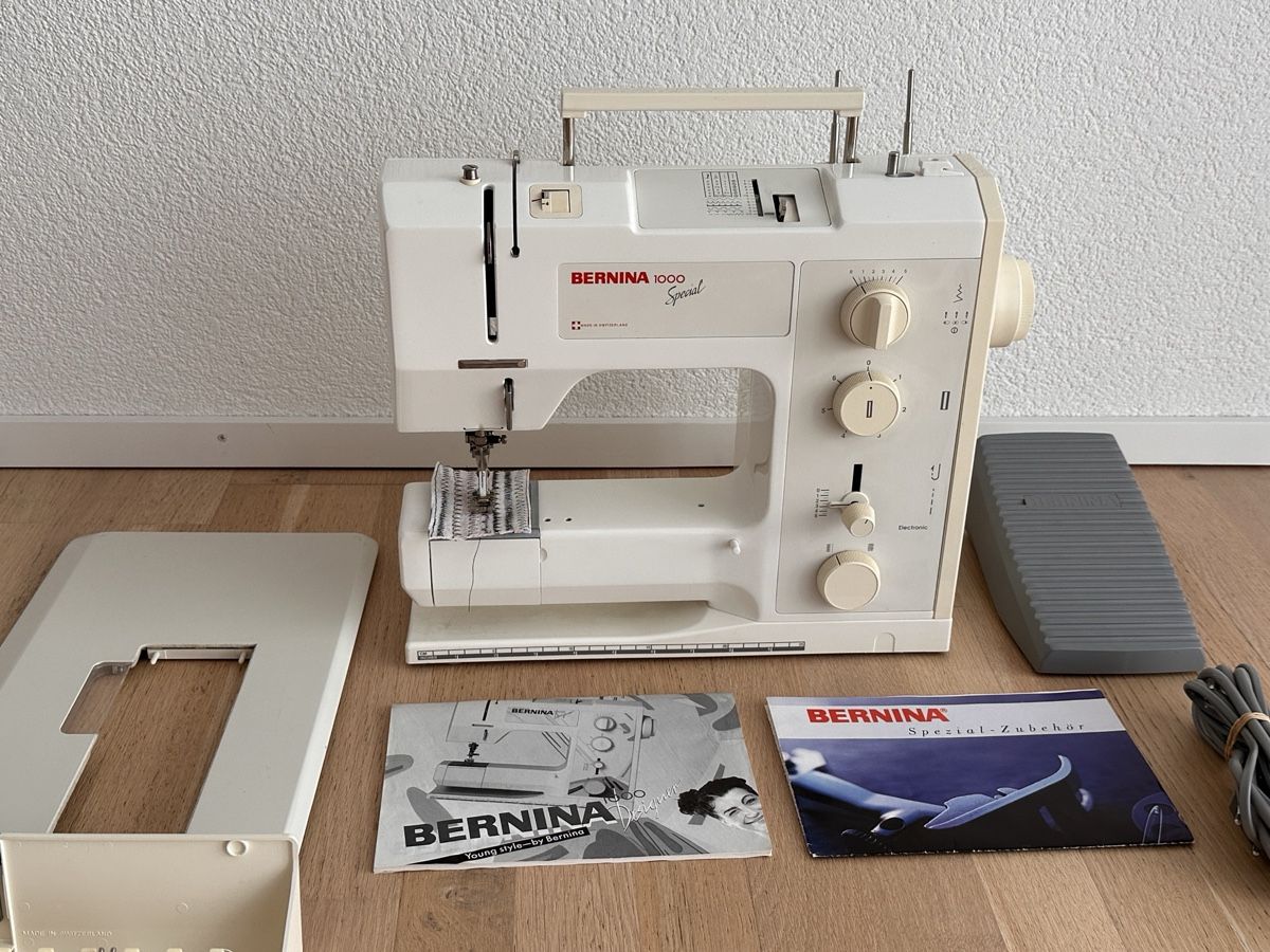 Bernina Macchine da cucire: Bernina 1000 Special  – Usato da Schaffhausen venduto da pinca19 1