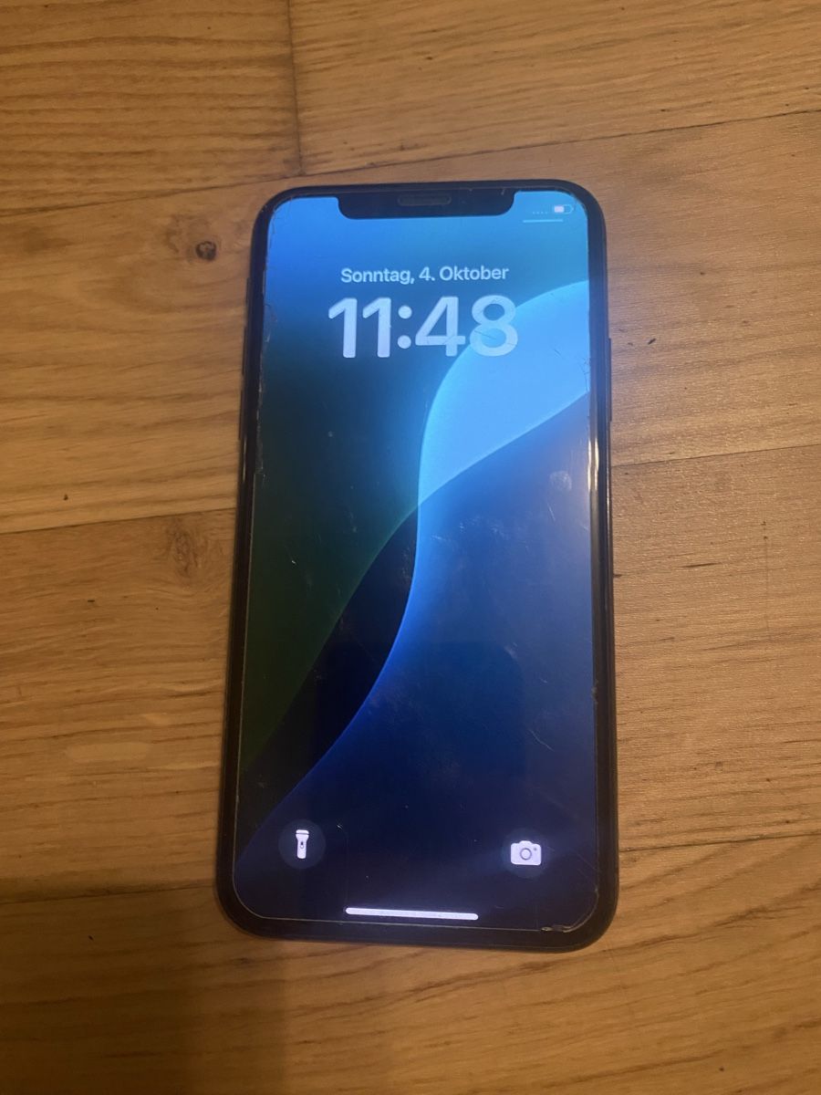 Apple Telefoni cellulari / Smartphones: iPhone  – Usato da zürich venduto da Semia2