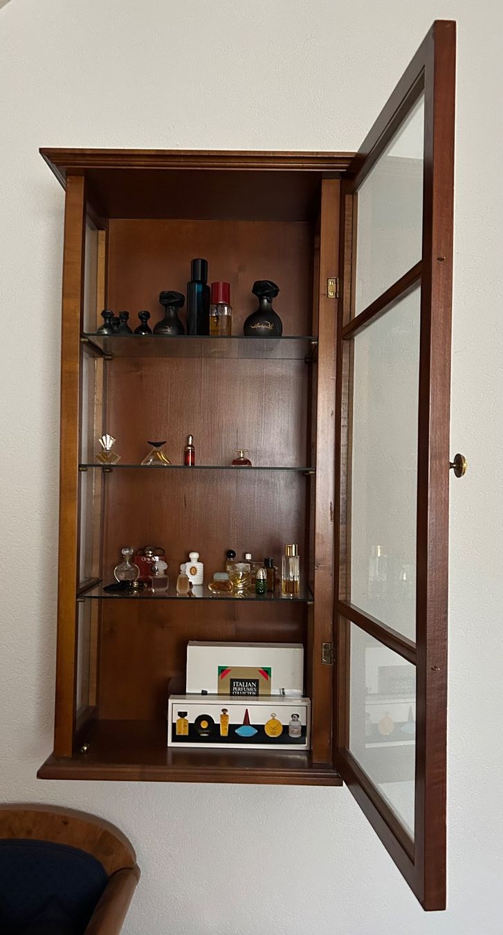 Vitrines: Glasvitrine – D'occasion à Küttigen par Pavian60 1