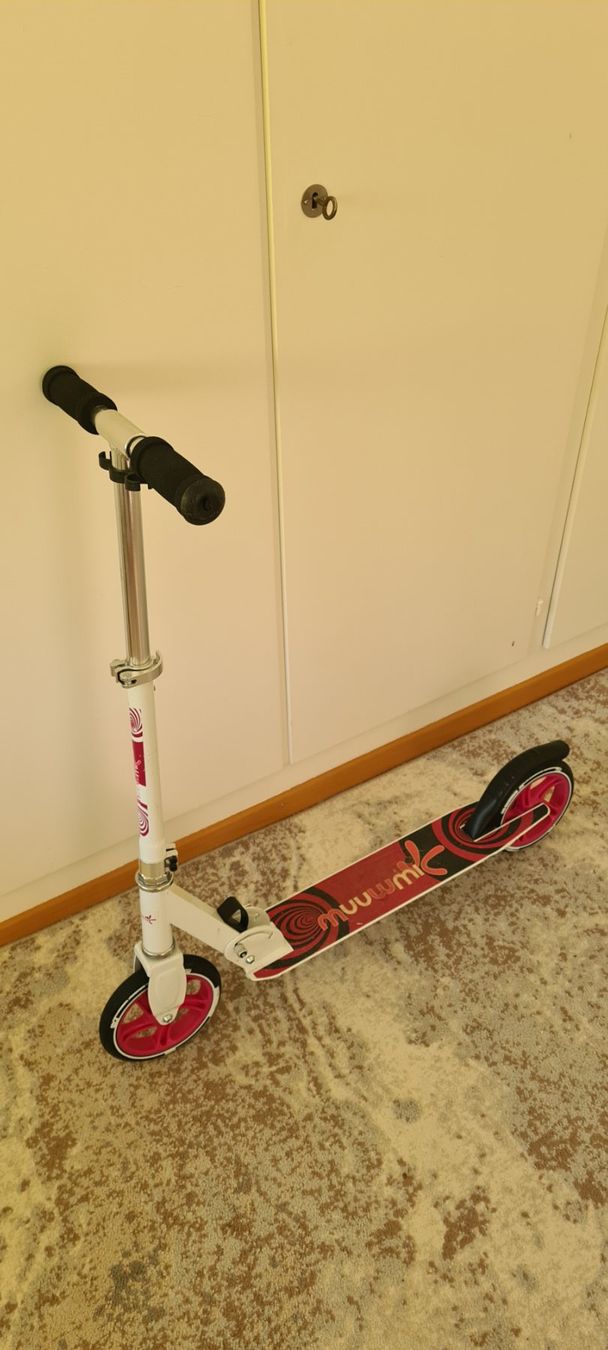 Scooter: Scooter – Nuovo (secondo la descrizione) da Tagelswangen venduto da marco_88sh