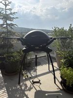 Weber Q2400 Grill inkl. Zubehoer