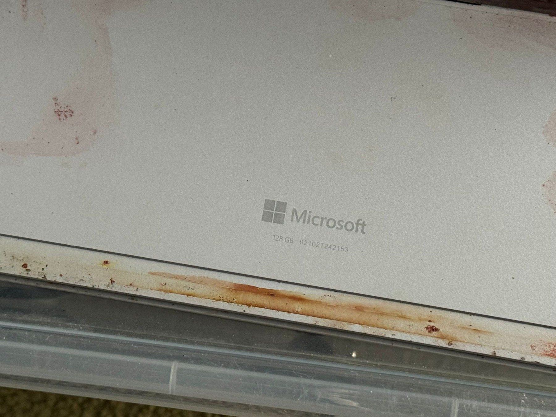 Microsoft Tablet PC: Surface Pro 3 - 128GB !! ungeprüft !! Ab 15CHF!! – Defekt aus Olten von HoYa01 2