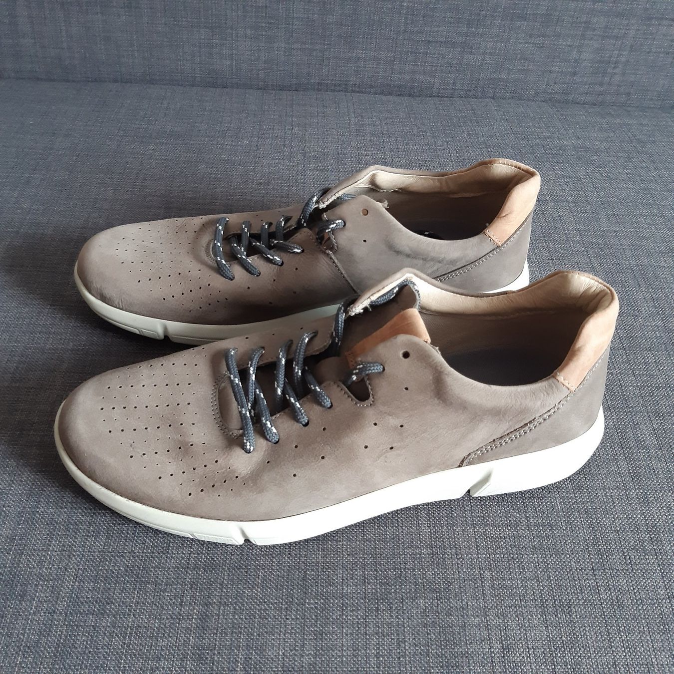 Scarpe da uomo: NEU! Lederschuhe von Bata – Nuovo e nell'imballaggio originale da Basel venduto da odradek 2