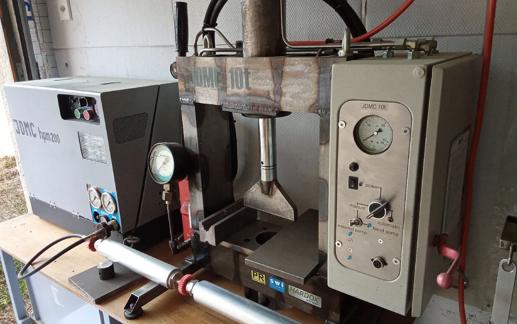 Alle Maschinen: Presse hydraulique 10 Tonnes – Gebraucht aus Chavornay von JDCantova 3